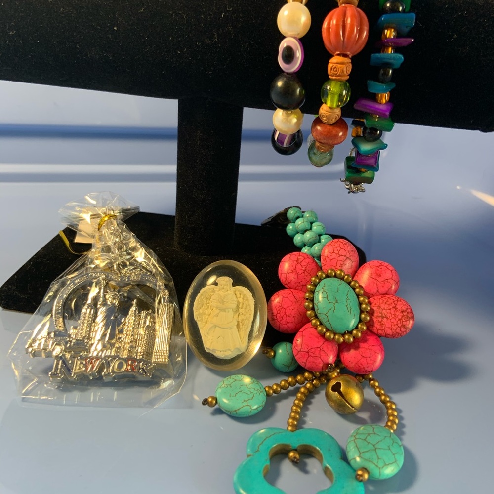 bundle of 6 items